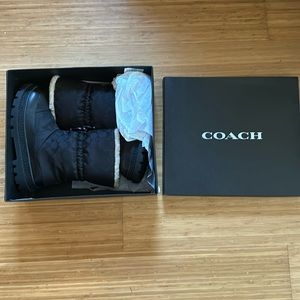 NWT COACH winter boots